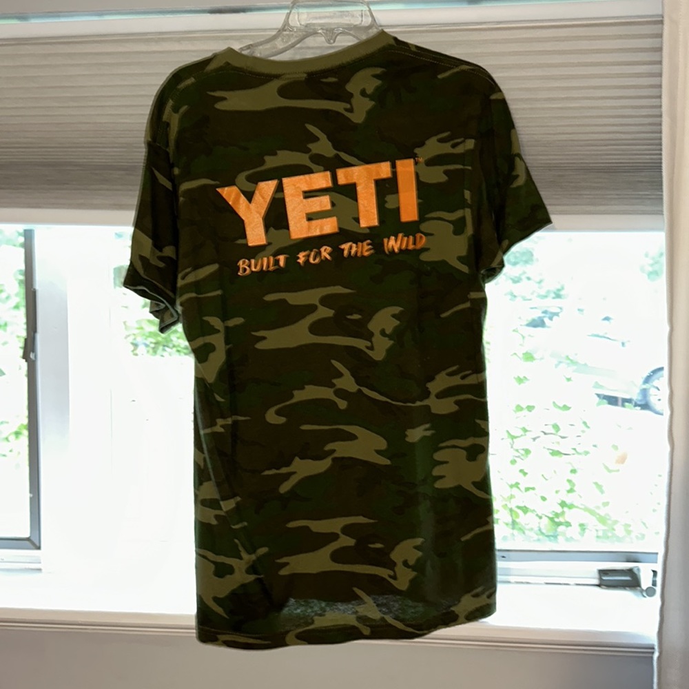 Yeti Teeshirt - Picture 3 of 3